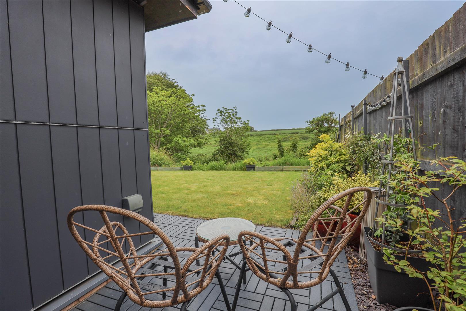 33 Shakespeare Drive, Llantwit Major, Vale Of Glamorgan, CF61 1WW